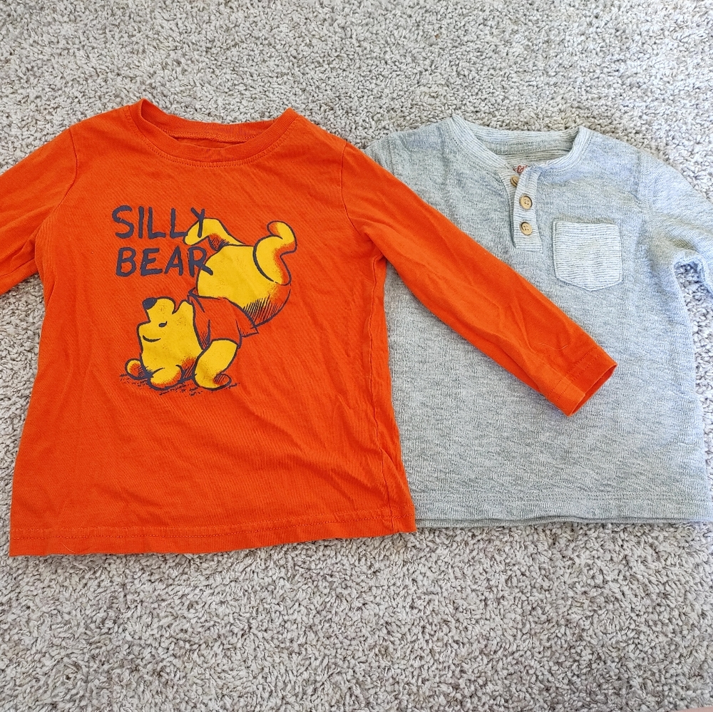 Lot of 2 long-sleeve shirts 18m
